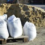 фото Купить песок в мешках в Московской области.