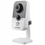 фото IP-видеокамера Hikvision DS-2CD2442FWD-IW,4Мп компактная с W-Fi и ИК-подсветкой до 10м 2mm