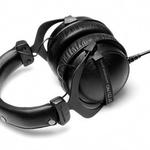 фото Cтудийные наушники Beyerdynamic DT 990 PRO