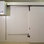 фото Откатная холодильная дверь