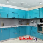 фото Кухонный гарнитур с крашеными фасадами RAL 6027 - 5018