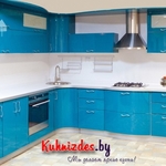 фото Кухни с крашеными фасадами RAL 5021
