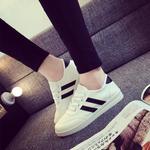 фото Ботинки женщин s 2016 белый холст обувь женская Корейский приливных обувь студентов Совет обувь плоские женщин белые туфли