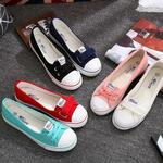 фото Бетти белый женский велкро белый холст обувь плоские туфли с студент Корейский летом плоские педали