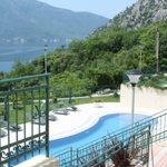 Фото №2 Продаются апартаменты с 2 спальнями в Черногории