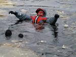 Фото №2 Костюм поплавок раздельный черно-красный SeaFox Extreme Two 2pc