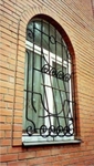 Фото №2 Решетки на окна, балконные и газонные ограждения