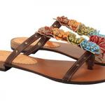 фото CAFENOIR Коричневые сандалии с декором в виде кожаных цветов от Cafenoir