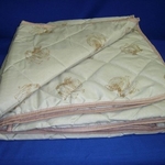 фото Одеяло ткань полиэстер наполнитель верблюжья шерсть